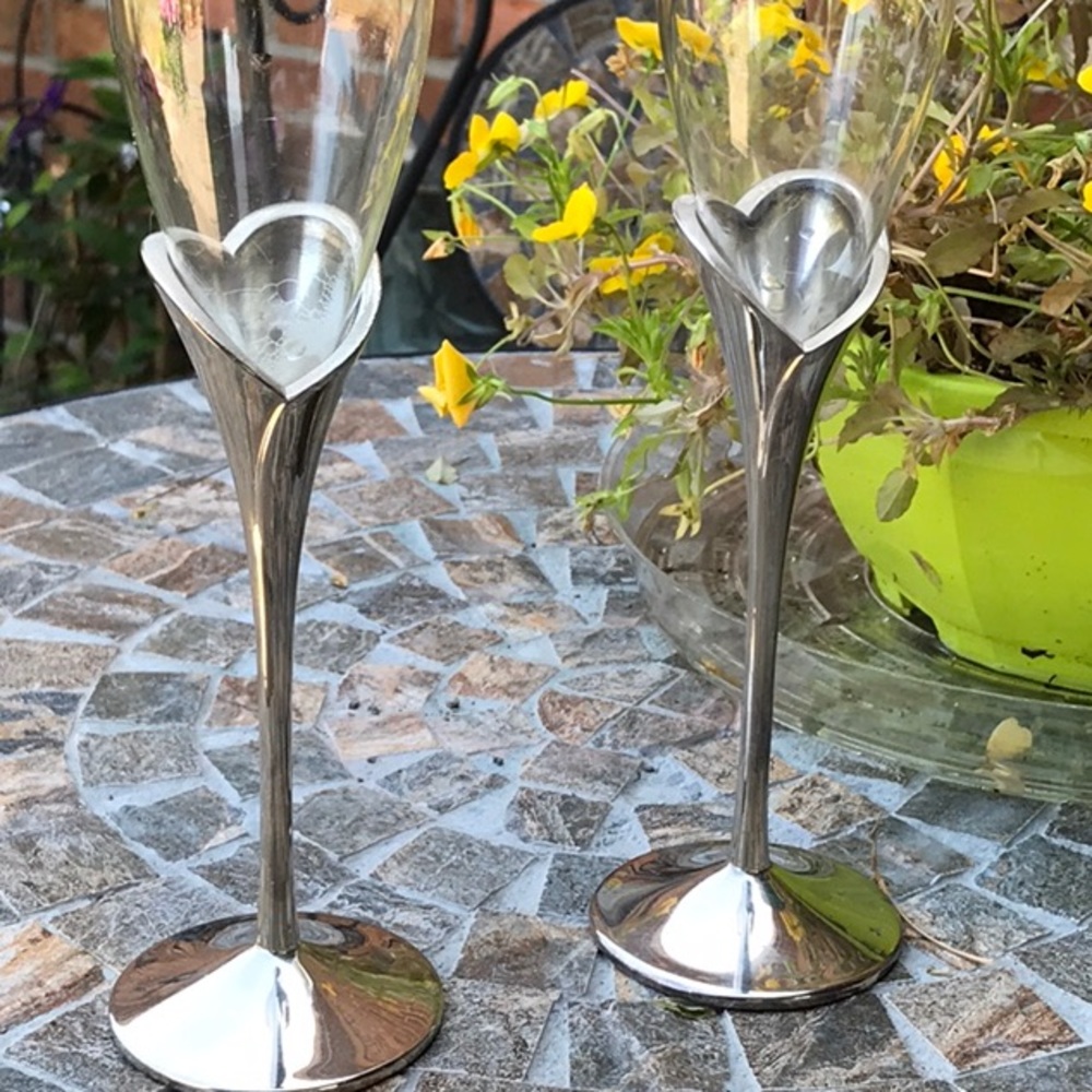 Lenox Wedding Promises Silver Heart Stem Crystal Champagne Flutes – Set of 2 - Picture 15 of 16